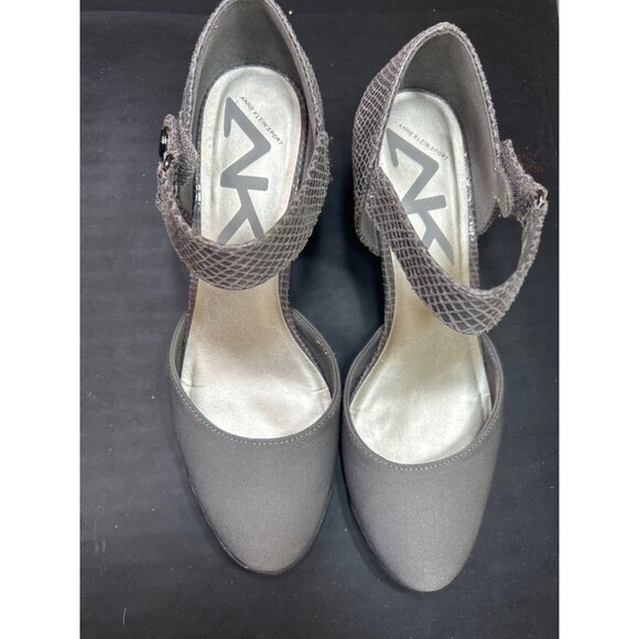 Anne Klein Sport Gray Textured Wedge Mary Jane Shoes Size 8 Pumps - Picture 3 of 10